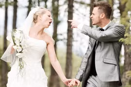 Ly hôn sau 3 phút thành vợ chồng vì chú rể xúc phạm cô dâu