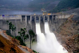 Lilama thoái vốn Thủy điện Hủa Na, giá khởi điểm 33.200 đồng/cp