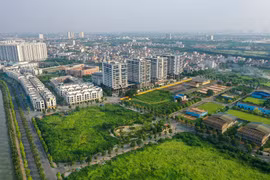 Cấp sổ đỏ cho DN trúng đấu giá 2 khu 'đất vàng' xây chung cư