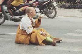 Ngã ngửa với những “quái nhân đường phố” Việt