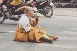 Ngã ngửa với những “quái nhân đường phố” Việt