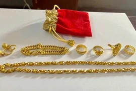 Lào Cai: “Trộm” 21 chỉ vàng khi đến nhà bạn chơi