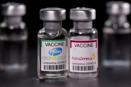 Cách chống lại nhiễm trùng đột phá vắc xin COVID-19