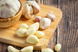 Cơ thể thay đổi kỳ diệu khi ăn 1 tép tỏi sống mỗi ngày