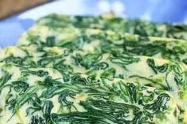 Cách làm món bánh bông lan trứng hấp rau mồng tơi mềm xốp dễ ăn