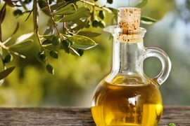 Lưu ý 4 loại dầu ăn độc hại phổ biến trên thị trường