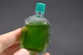 Nam giới nhỏ dầu gió vào rốn trước khi ngủ: Điều diệu kỳ đến 