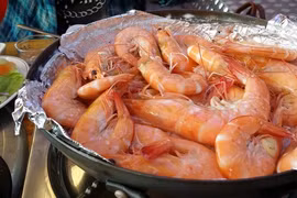 Ăn hải sản bỏ 2 phần này, bệnh tật tránh xa