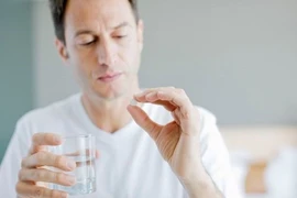 3 hành vi dưới đây vào buổi sáng gây hại gan khủng khiếp hơn uống rượu 