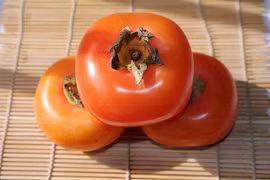 3 nhóm người ăn quả hồng cực ảnh hưởng sức khỏe