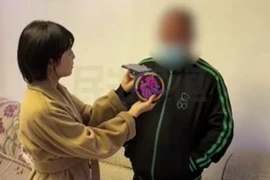 Chuyện lạ: Yêu nhau 1 năm mới biết bạn gái là vợ bạn thân 