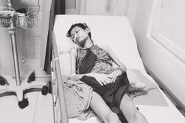 Xót xa hình ảnh da bọc xương của người mẫu 9X mắc bệnh hiểm nghèo