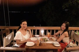 Con Chiều Xuân "dậy thì thành công" thành thiếu nữ gợi cảm tuổi 15