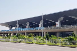 2 nhân viên sân bay bị kỷ luật vì đưa trẻ em vào khu vực hạn chế