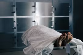 Liên tục mơ thấy người bà đã mất, chàng trai kinh hãi sự thực...