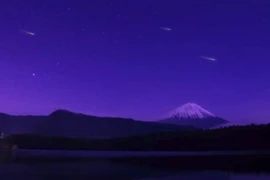 Tiết lộ "choáng" về trận mưa sao băng nhân tạo đầu tiên 