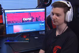 Lạ kỳ bố giúp con bỏ học để... chơi game thoải mái