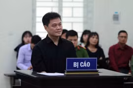 Cựu cán bộ công an lừa đảo tiền tỷ và điều còn bỏ ngỏ