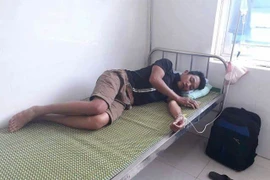 Ăn cỗ cưới, hàng chục người nhập viện nghi ngộ độc