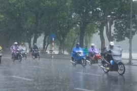 Xuất hiện áp thấp nhiệt đới trên Biển Đông 