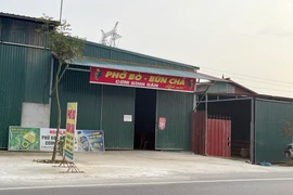 Nhiều công trình trái phép ở dọc đường nối Quốc lộ 38 