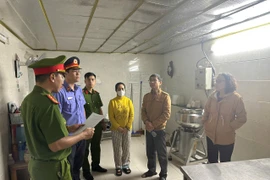 Đà Nẵng: Thu hồi giấy chứng nhận kinh doanh cơ sở sản xuất chả chứa hàn the