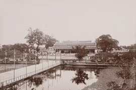Loạt ảnh “quý như vàng” về kinh thành Huế năm 1896 - 1900