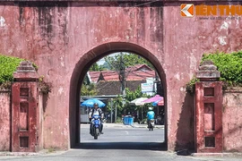 Khám phá tòa thành cổ tuyệt đẹp nguyên vẹn nhất nhà Nguyễn 