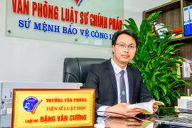 Luật sư nói gì về vụ người đàn ông đăng thơ trên Facebook rồi bị đánh?