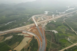 5 dự án thành phần cao tốc Bắc – Nam thông xe kỹ thuật 