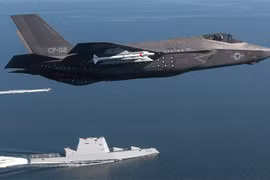 F-35 tiến sát biên giới Nga, sẵn sàng đụng độ S-400