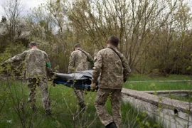 Nga tiến công tổng lực, Ukraine thương vong 2.000 quân một ngày