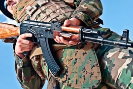 Tại sao Liên Xô sử dụng AK và viện trợ CKC cho Trung Quốc