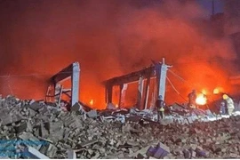 Tên lửa Nga tấn công chính xác, tòa nhà tình báo Ukraine thành đống đổ nát