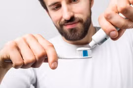 Điều xảy ra nếu không vệ sinh răng miệng thường xuyên