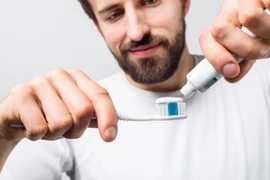 Điều xảy ra nếu không vệ sinh răng miệng thường xuyên