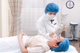 Bác sĩ nói gì khi chị em đổ xô đi tiêm meso trị nám?