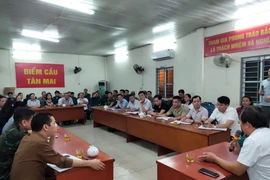 Hà Nội: Di dời 160 dân chung cư A7 Tân Mai tránh bão Yagi