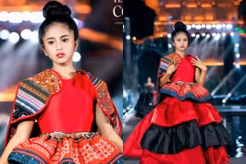 "Tiểu H'Hen Niê" xưa gánh củi kiếm sống giờ làm người mẫu nhí