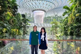 Hot girl Ngoại thương và câu chuyện “sa lưới tình” trai ngoan Sài thành