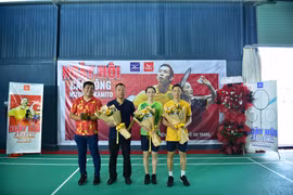 Tiến Minh bùng nổ trong sự kiện Ngày hội cầu lông 