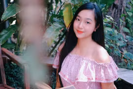 Soi profile hot girl Gen Z “thả thính” cực ngọt sắp thi Hoa hậu