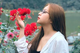 Giữa tin đồn chia tay, bạn gái Quang Hải tiết lộ điều này