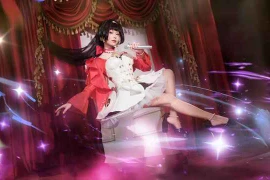 Nữ cosplayer gây ấn tượng với những màn biến hình "mượt như nhung"