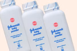 Johnson & Johnson phải bồi thường 40,3 triệu USD cho nạn nhân ung thư 
