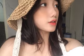 Gái xinh Đà Nẵng khoe góc nghiêng khiến dân mạng rần rần thả tim