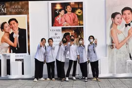 Đám cưới Đoàn Văn Hậu bỗng trở thành tụ điểm check-in cực xịn