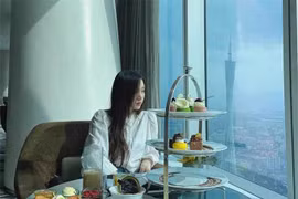 Nữ thần điền kinh Trung Quốc lộ nhan sắc đời thường gây chú ý