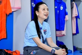Vừa lên chủ tịch, Madam Pang có quyết định lạ cho bóng đá Thái Lan