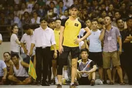 Danh tính "vua bóng chuyền phủi" đổi đời nhờ buôn siêu xe